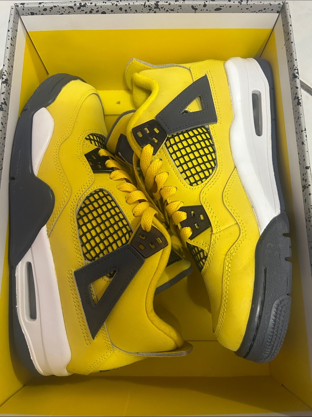 Jordan 4 Retro Yellow Lightning